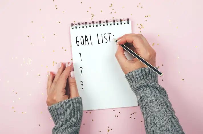 5 Hacks To Make Your New Years Goals Stick